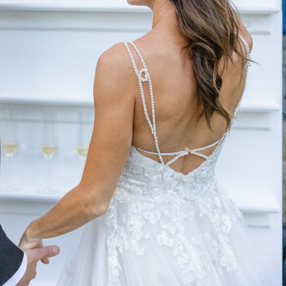 Stella York, Hazel Wedding Dress 6886, Size 6 - altered to 4, Color IV/MC-PL - Picture 3 of 15